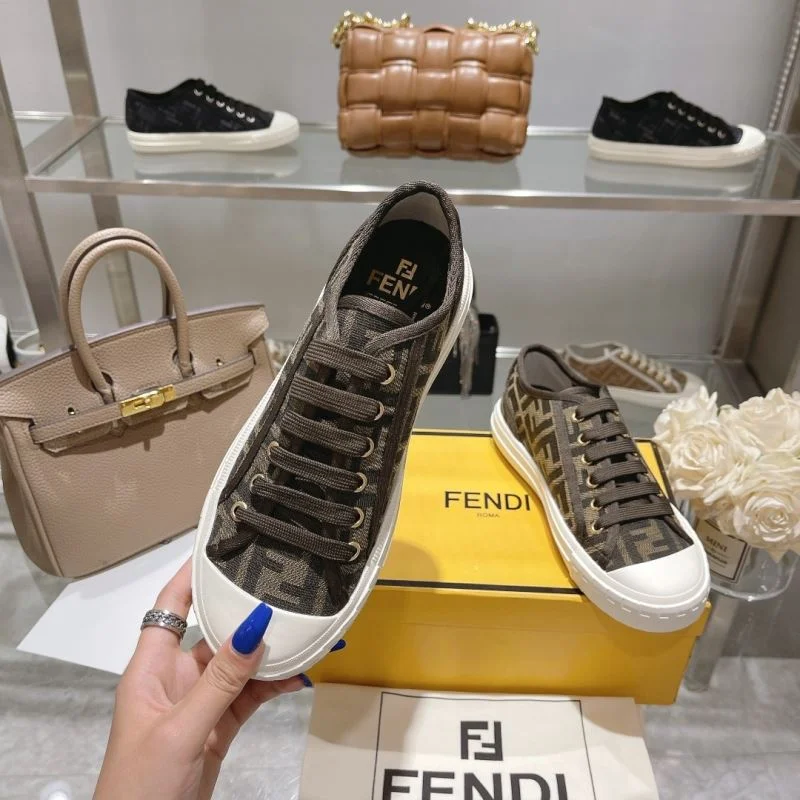 Fendi Low Shoes Stylish 23450