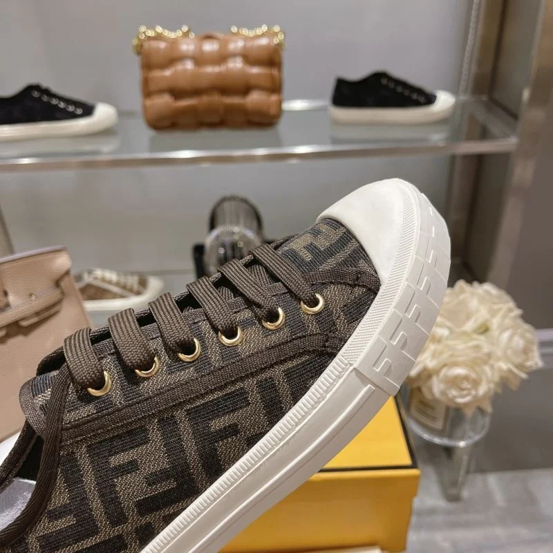 Fendi Low Shoes Stylish 23450