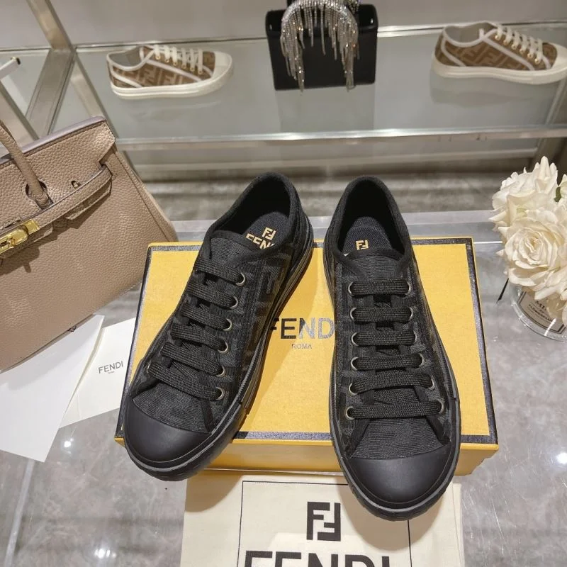 Fendi Low Shoes Durable 23459