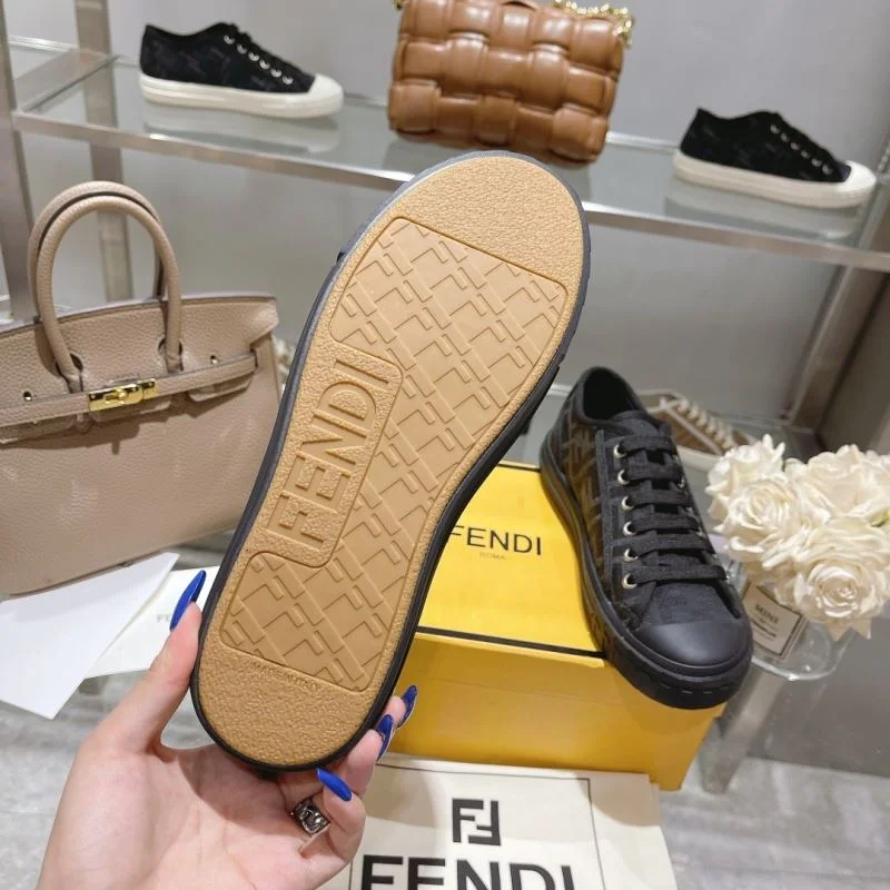 Fendi Low Shoes Durable 23459