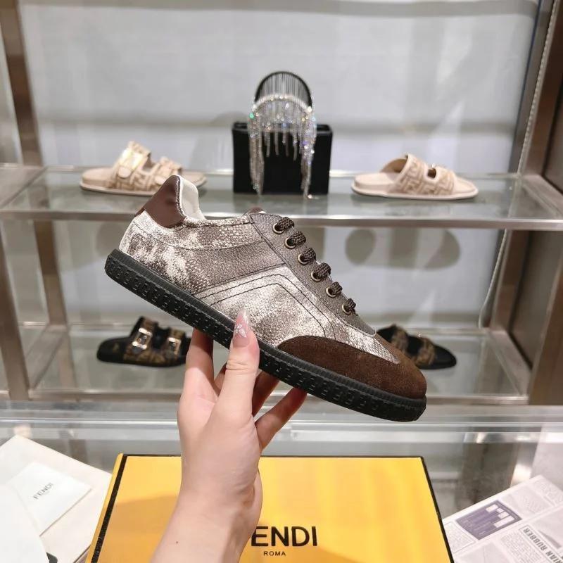 Fendi Low Shoes Unique 23448
