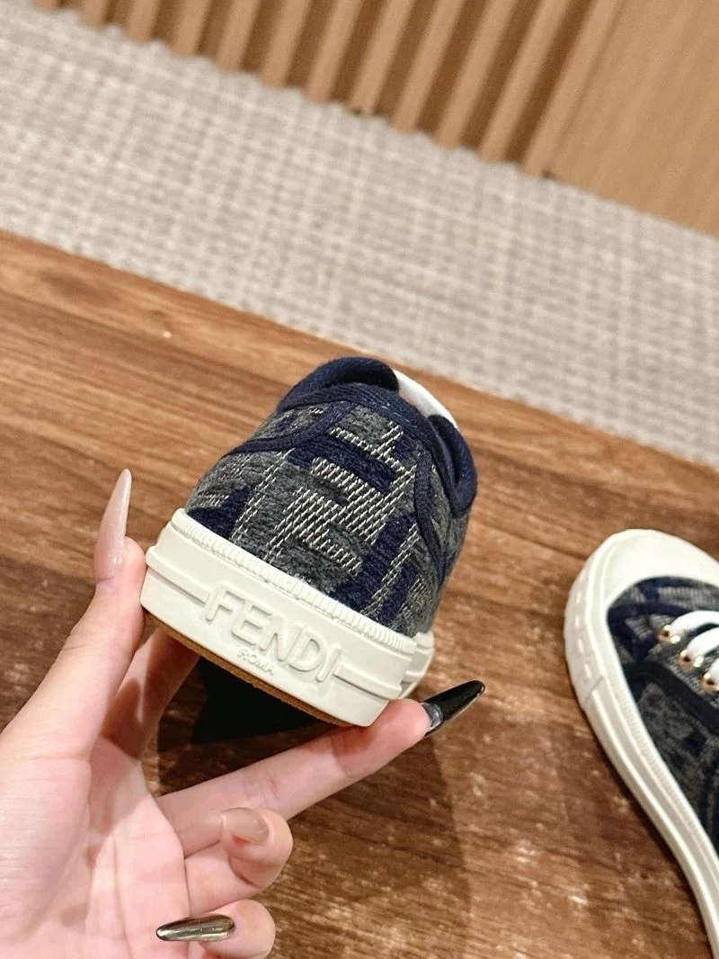 Fendi Low Shoes TechFriendly 23456