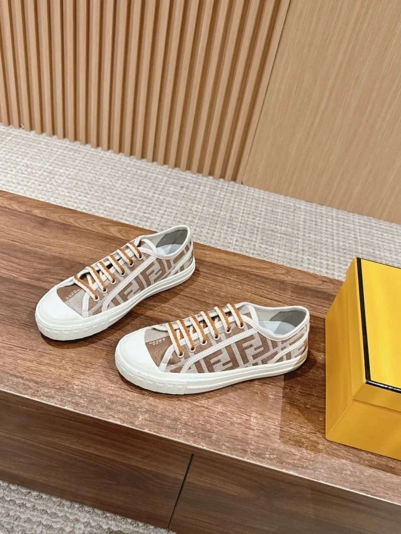 Fendi Low Shoes MoistureWicking 23446