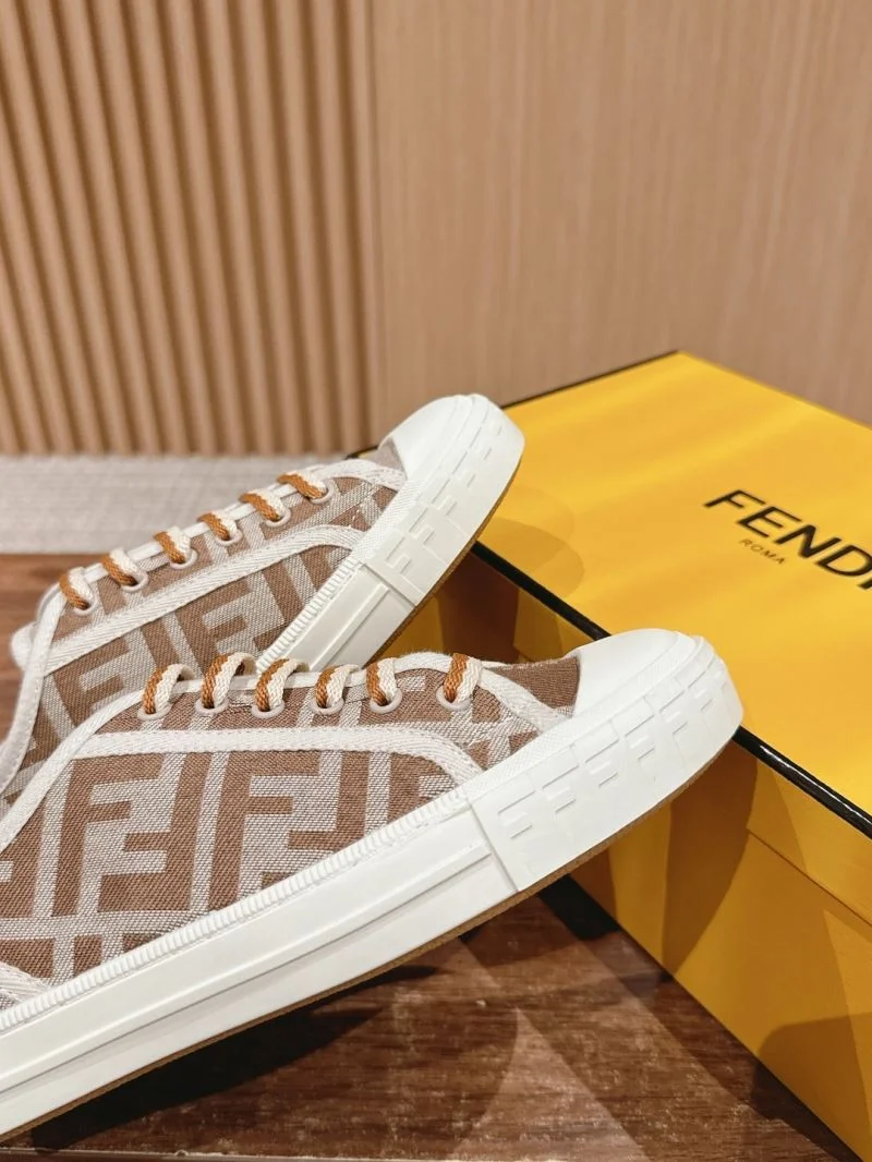 Fendi Low Shoes MoistureWicking 23446