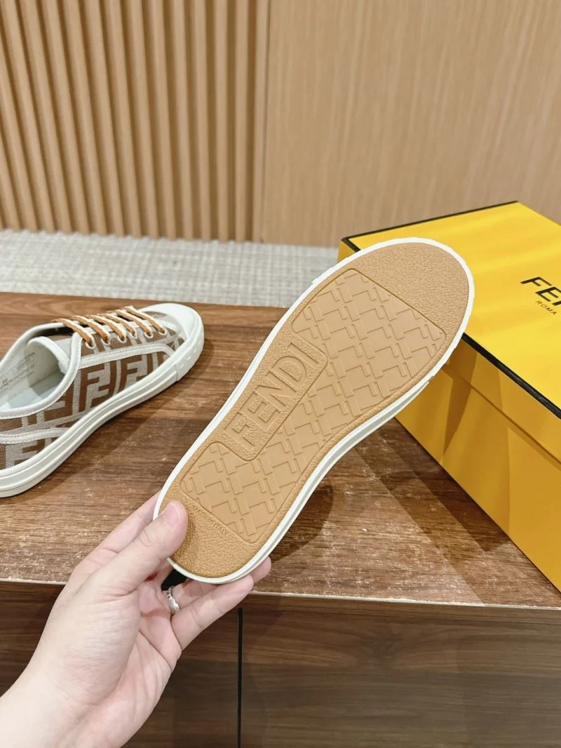Fendi Low Shoes MoistureWicking 23446