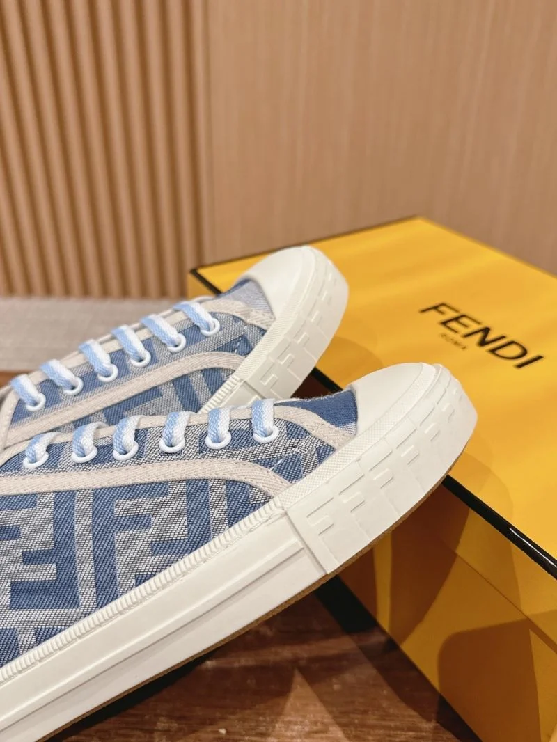 Fendi Low Shoes Sleek 23445