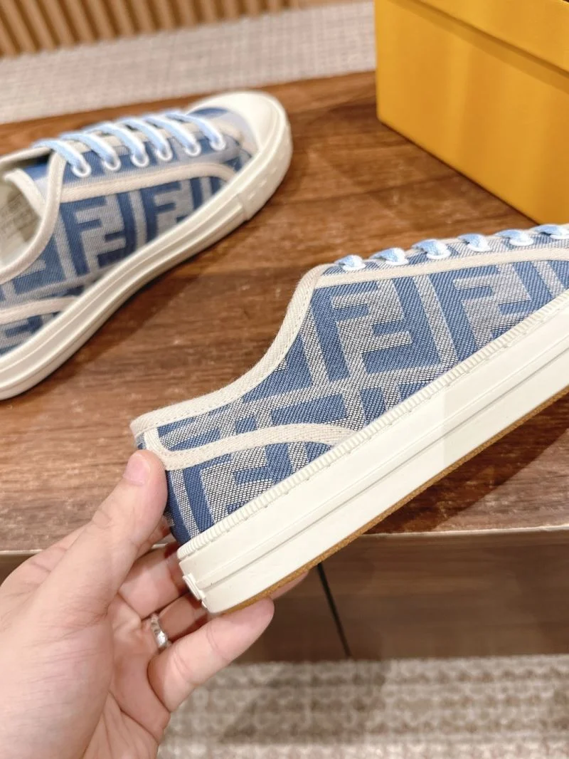 Fendi Low Shoes Sleek 23445