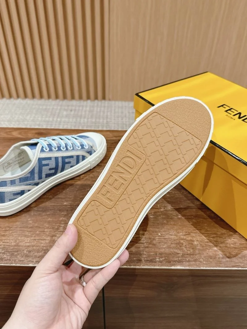 Fendi Low Shoes Sleek 23445