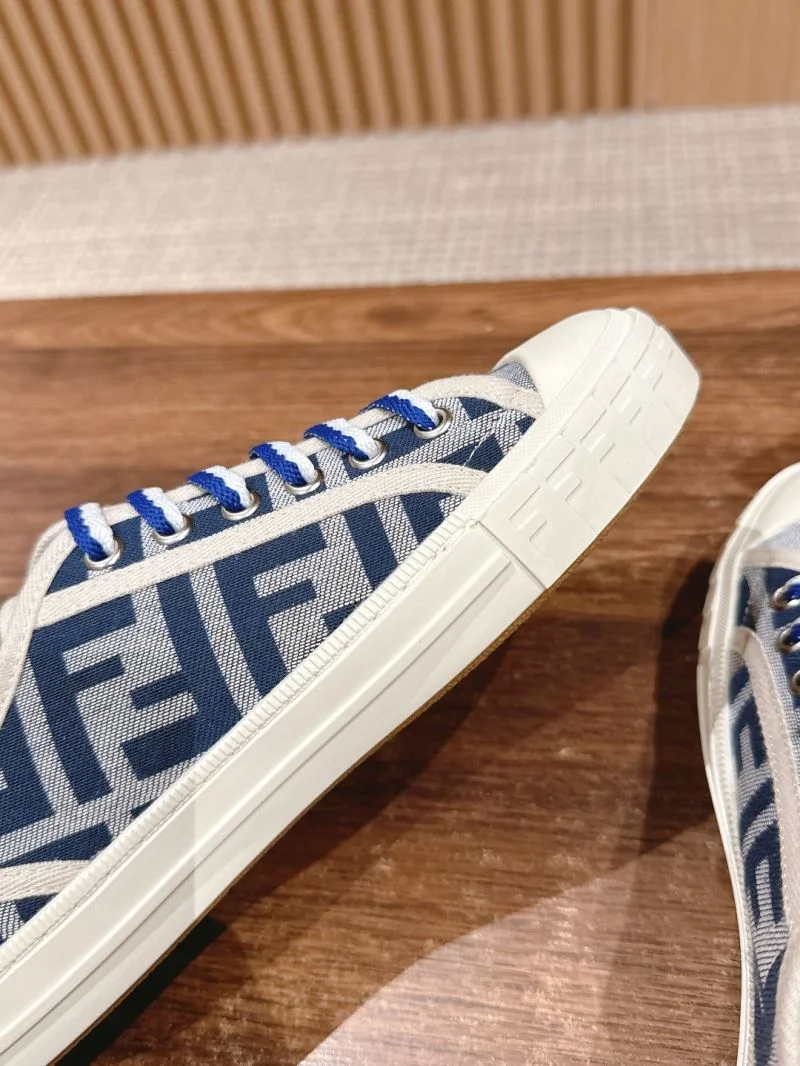 Bold Fendi Low Shoes 23439