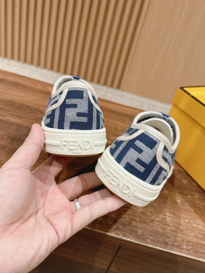 Bold Fendi Low Shoes 23439
