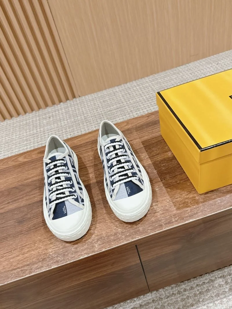 Fendi Low Shoes Breathable 23441