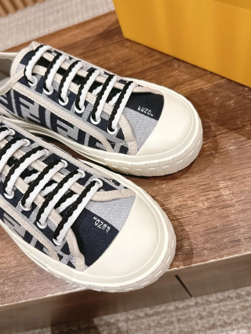 Fendi Low Shoes Breathable 23441