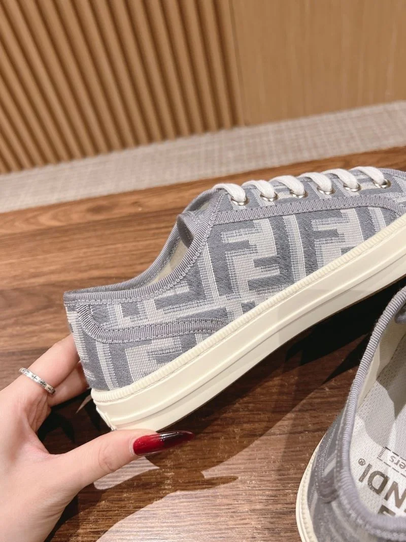 UrbanStyle Fendi Low Shoes 23440