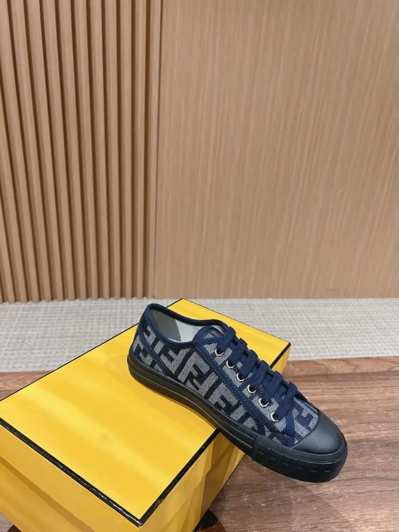 Original Fendi Low Shoes 23436