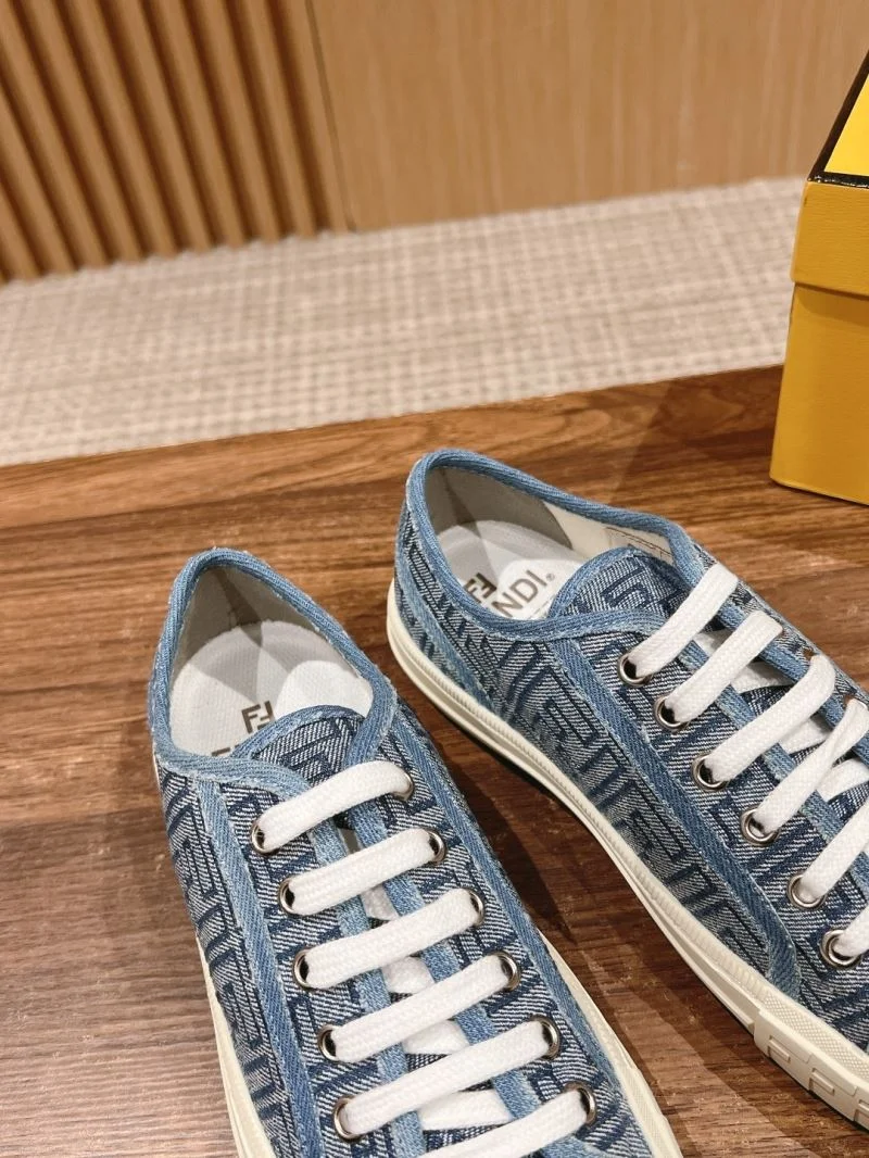 Fendi Low Shoes OnTrend 23435