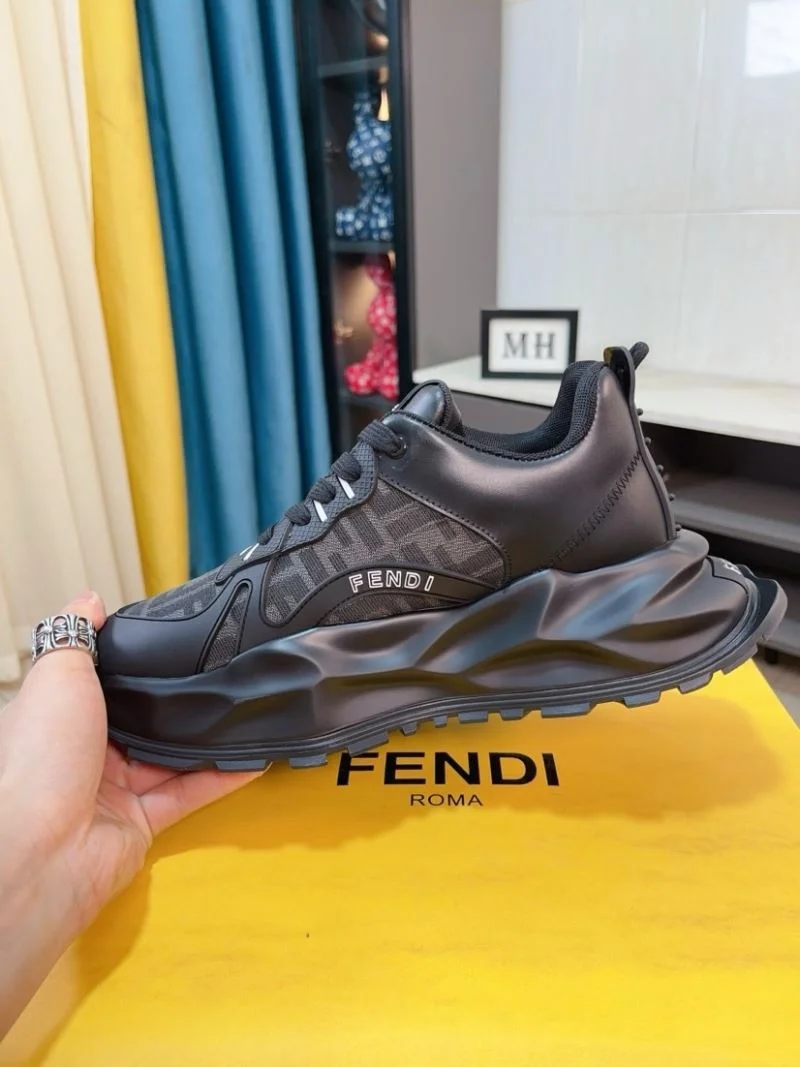 Fendi Low Shoes Sophisticated 23701