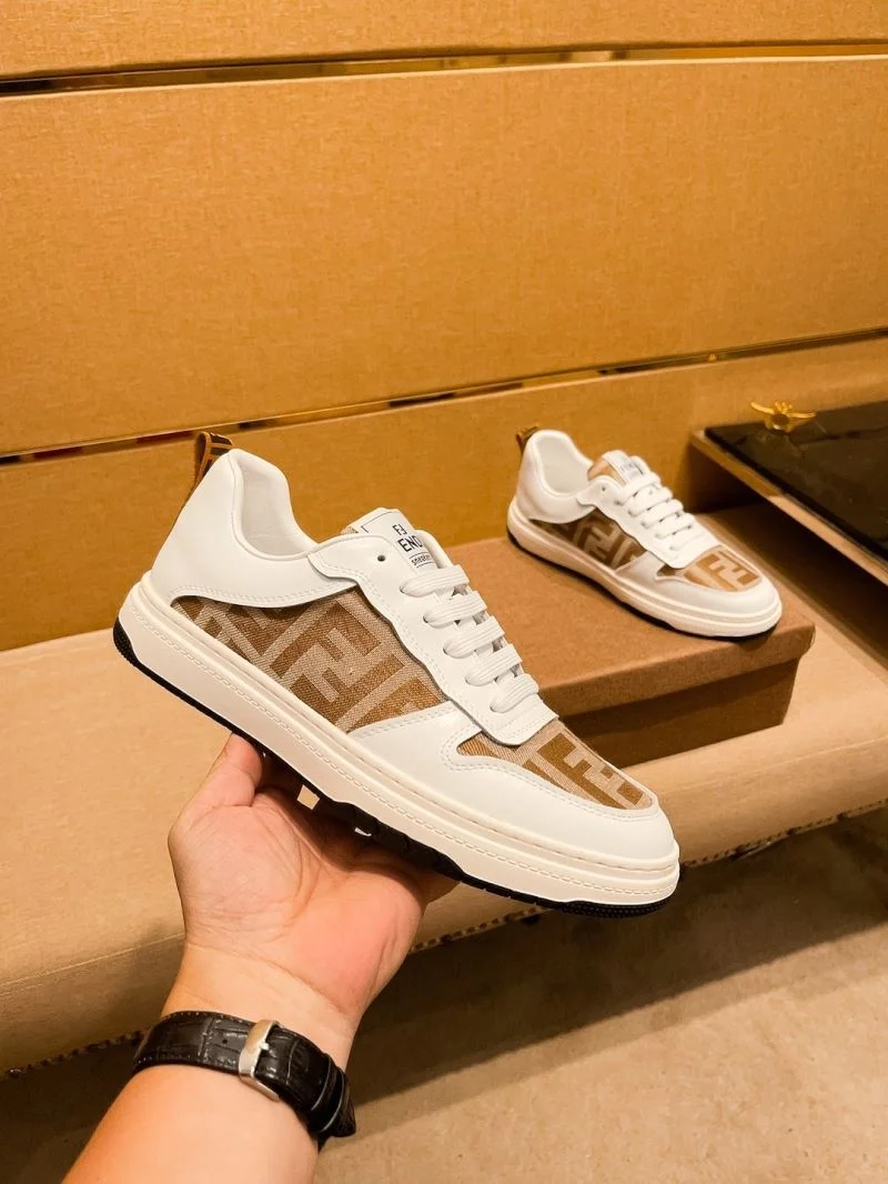 Fendi Low Shoes Versatile 23677