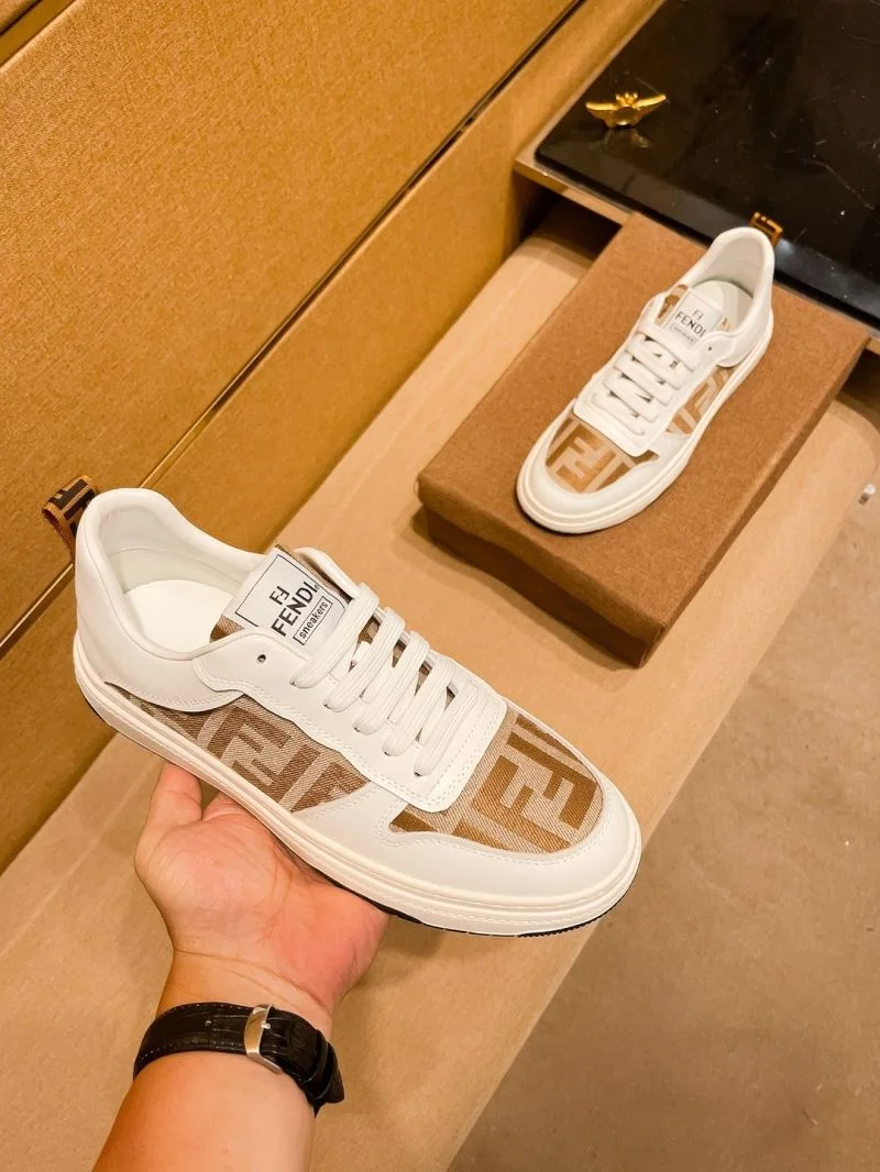 Fendi Low Shoes Versatile 23677