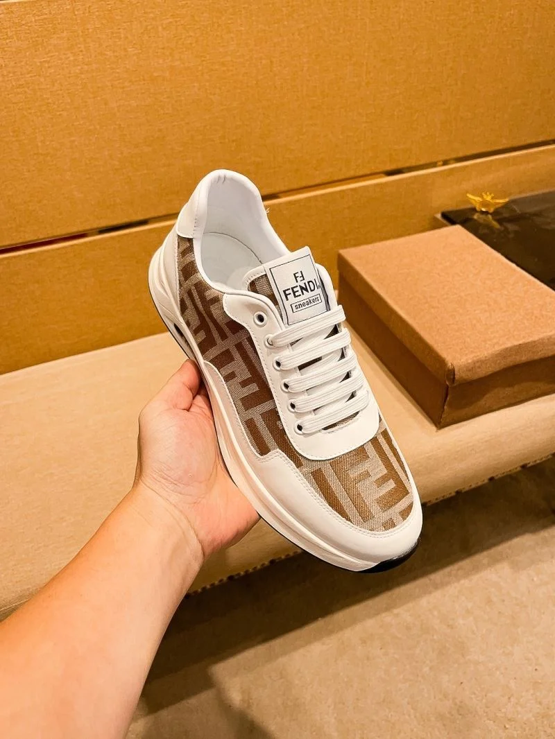 Fendi Low Shoes RelaxedFit 23664