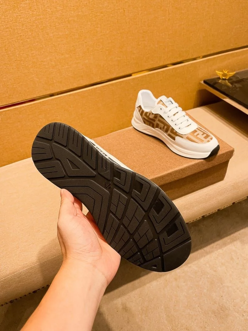 Fendi Low Shoes RelaxedFit 23664