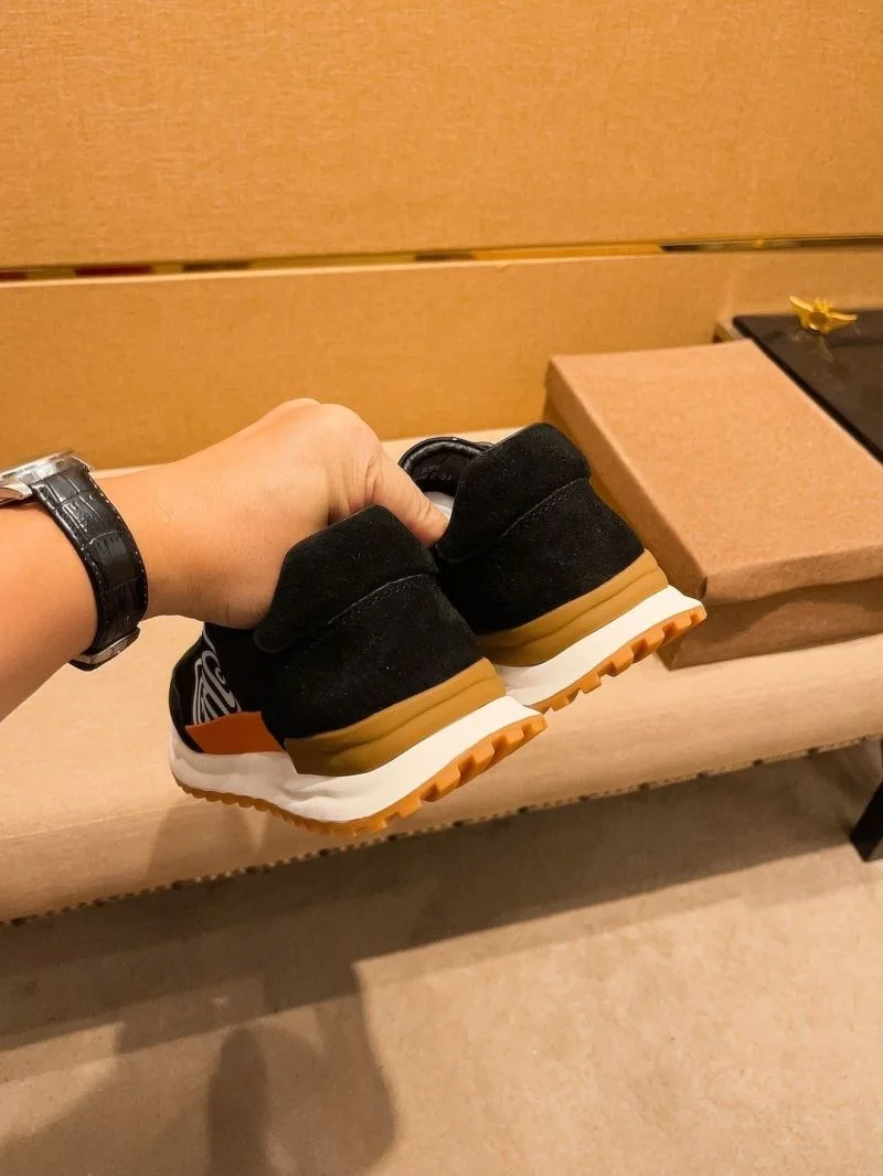 Fendi Low Shoes SoftTouch 23656