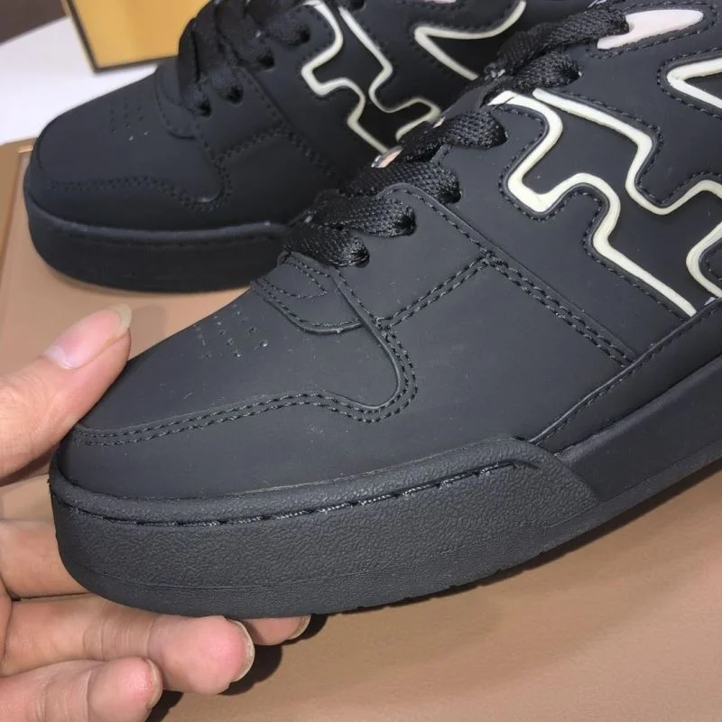 Reliable Fendi Low Shoes 23702