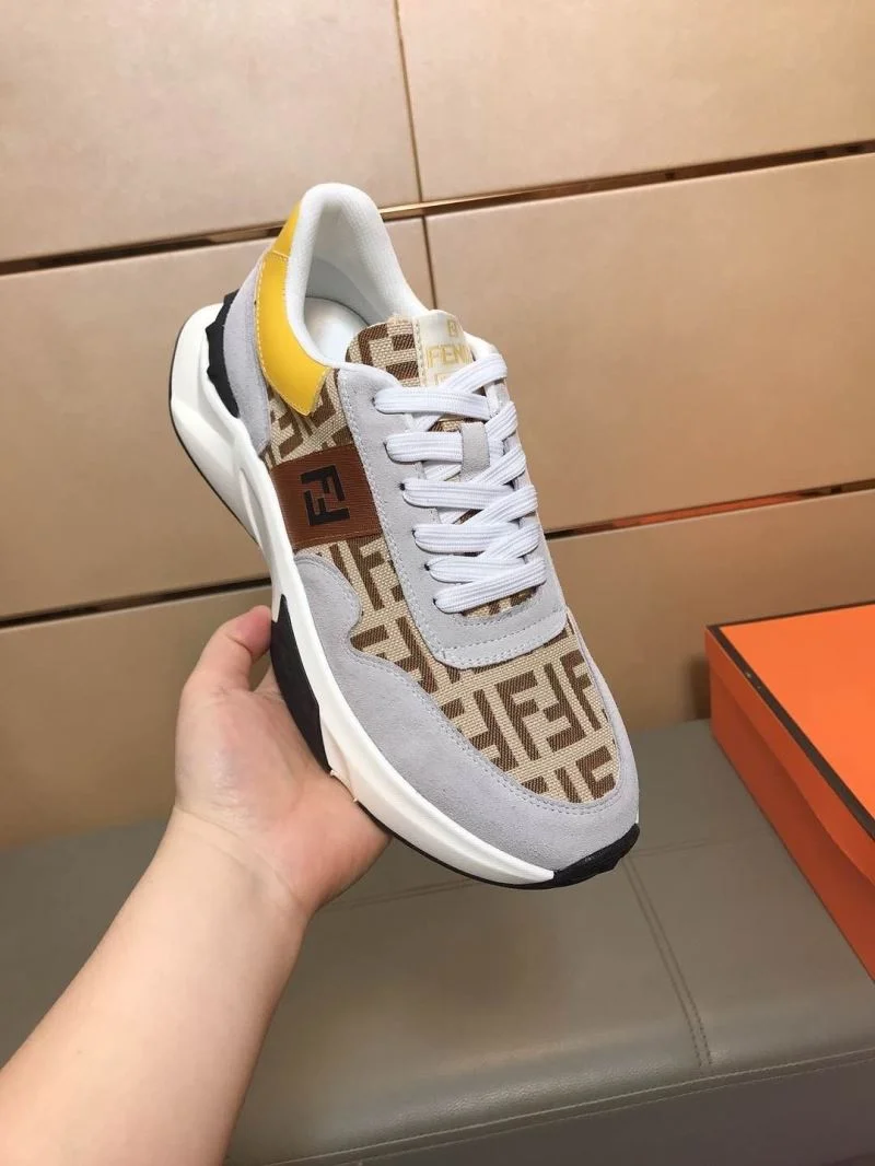 Fendi Low Shoes Flexible 23655