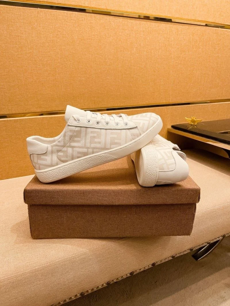 Supportive Fendi Low Shoes 23657