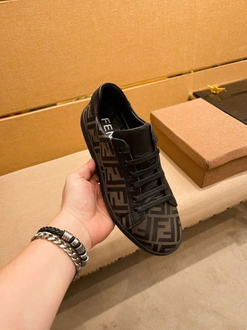 Durable Fendi Low Shoes 23661