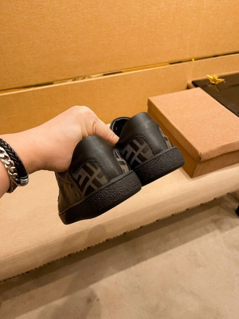 Durable Fendi Low Shoes 23661