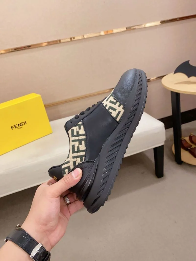 Fendi Low Shoes Flexible 23644