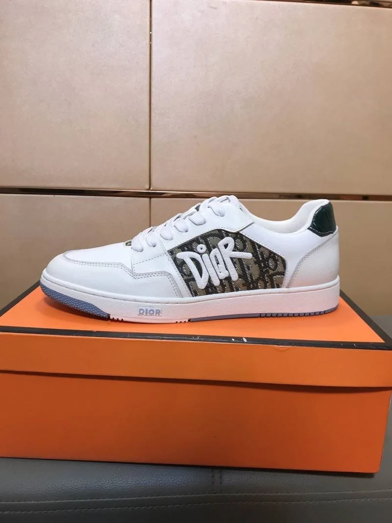 Resilient Fendi Low Shoes 23637