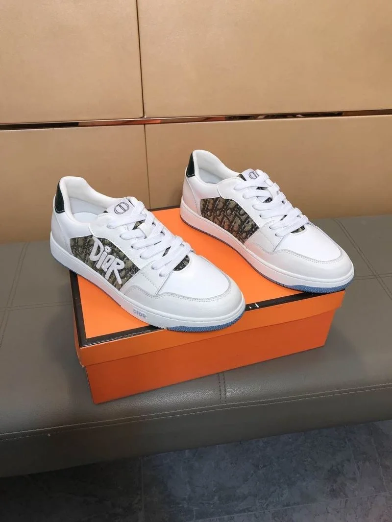 Resilient Fendi Low Shoes 23637