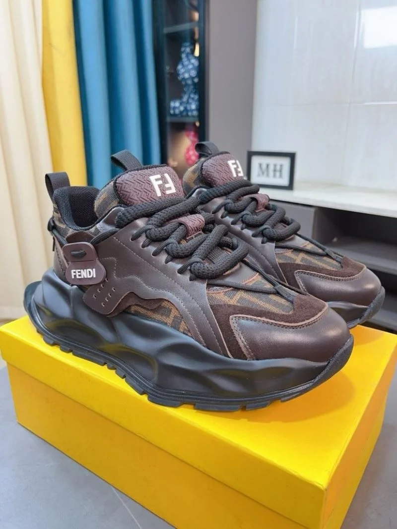 Fendi Low Shoes Stylish 23616