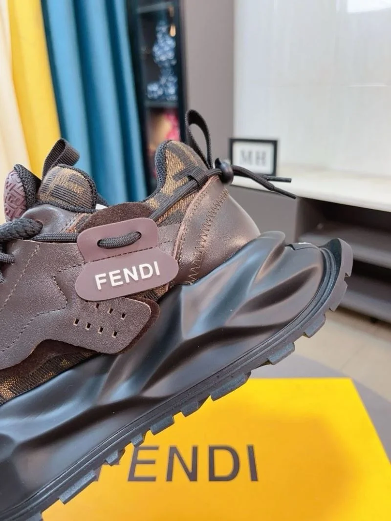 Fendi Low Shoes Stylish 23616