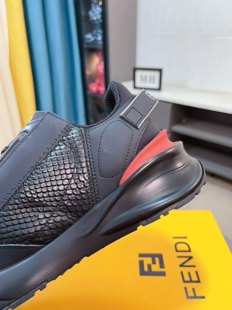 ZipUp Fendi Low Shoes 23635