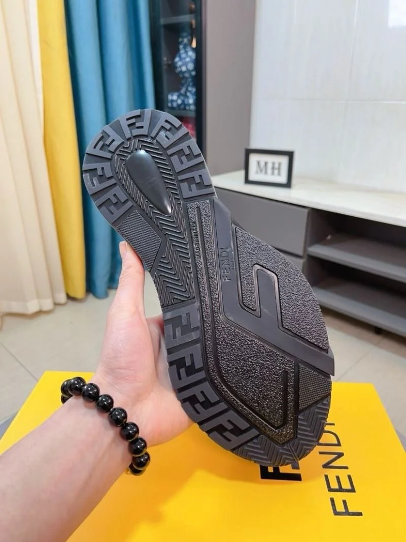 Vibrant Fendi Low Shoes 23622