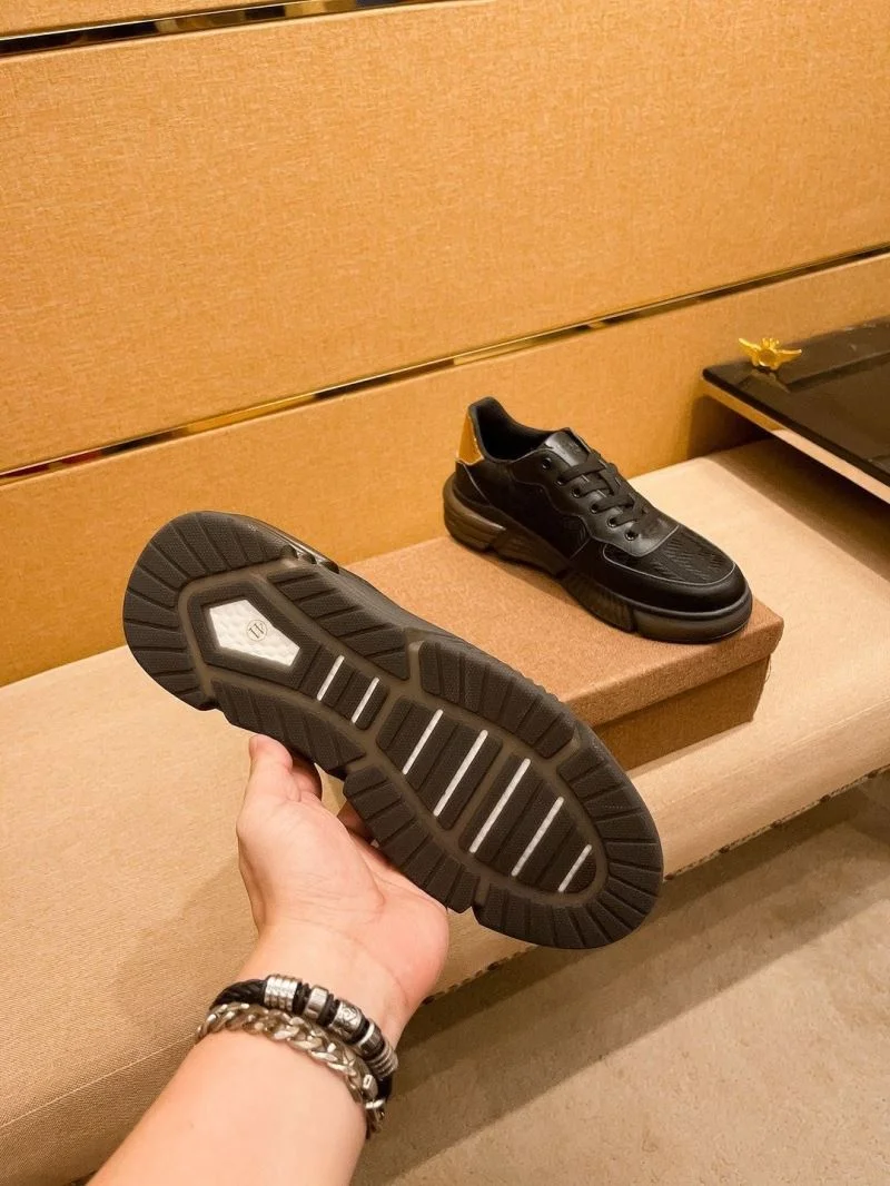 Durable Fendi Low Shoes 23627