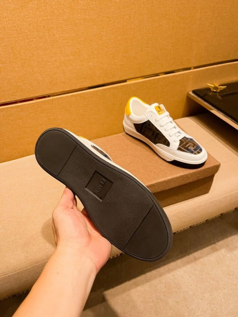 Fendi Low Shoes ComfortFit 23611