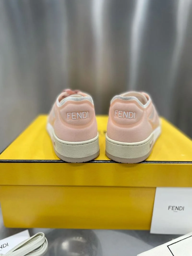 Timeless Fendi Low Shoes 23305