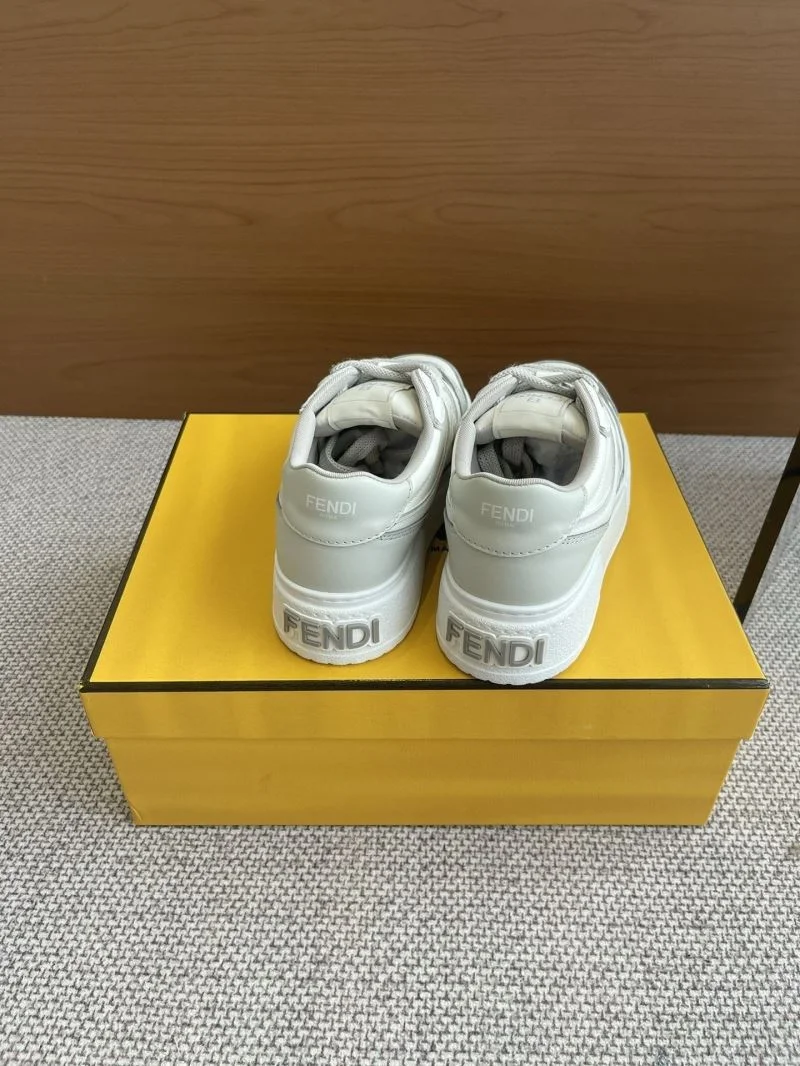 Fendi Low Shoes Effortless 23302