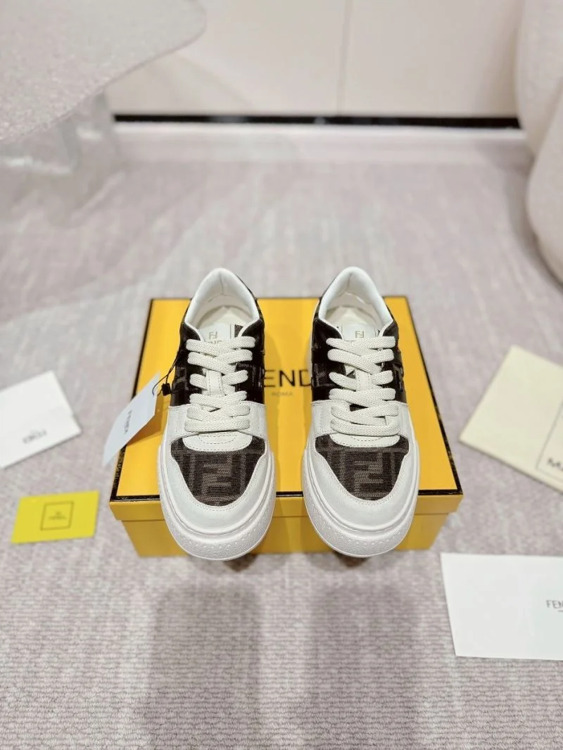 Fendi Low Shoes Casual 23300