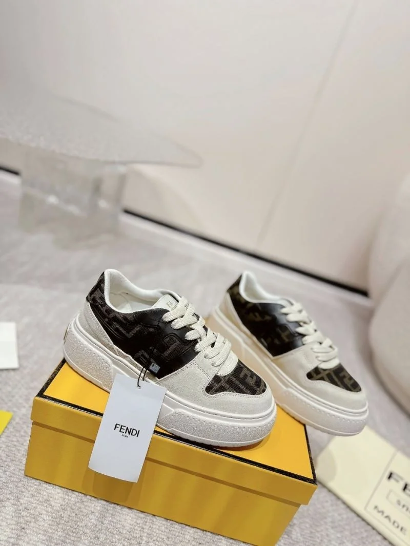 Fendi Low Shoes Casual 23300