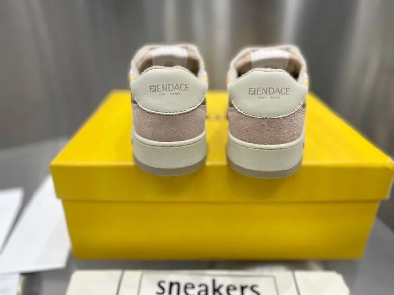 Comfortable Fendi Low Shoes 23291