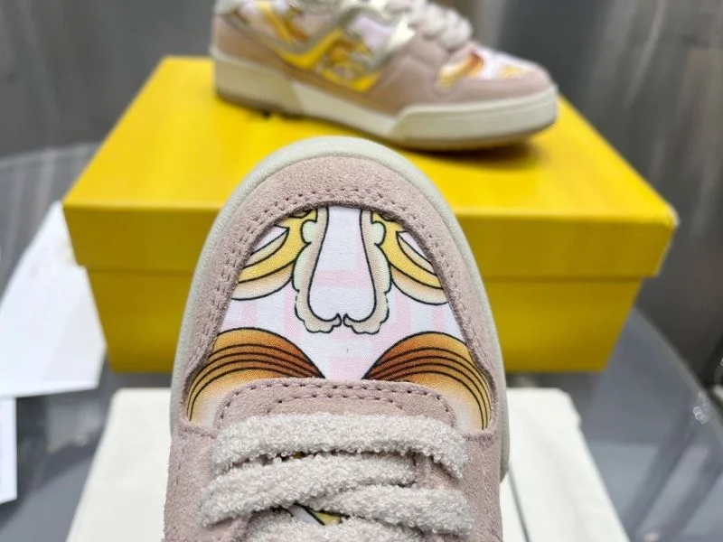 Comfortable Fendi Low Shoes 23291