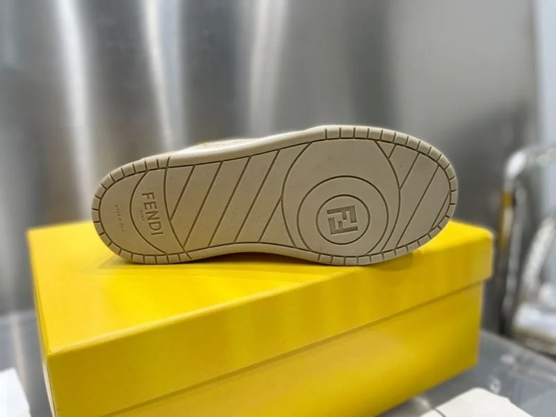 Comfortable Fendi Low Shoes 23291