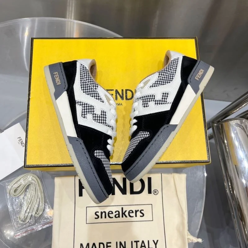 Fendi Low Shoes MultiPurpose 23303