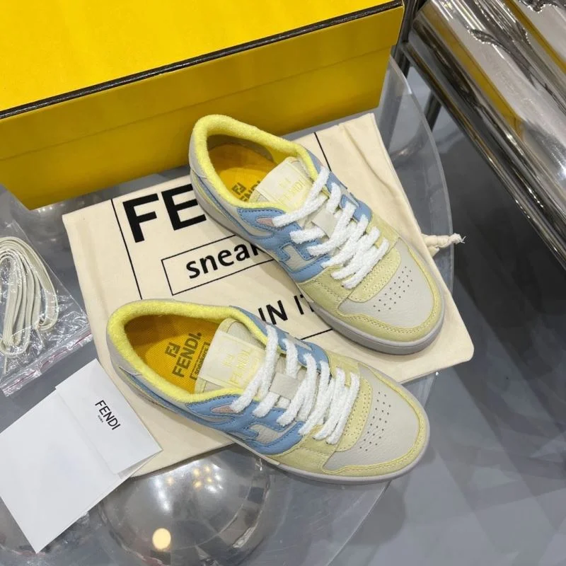 Trendsetting Fendi Low Shoes 23288