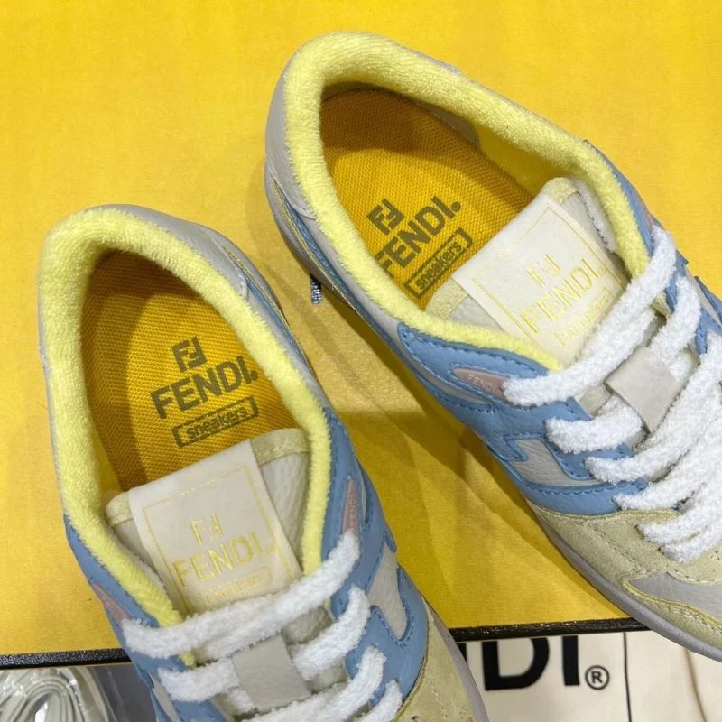 Trendsetting Fendi Low Shoes 23288