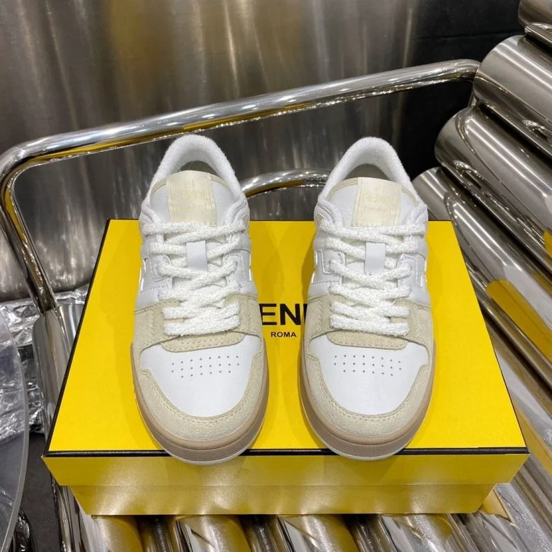Fendi Low Shoes Sporty 23282